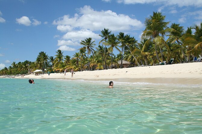 Punta Cana Luxury Yacht Charter – Super Boat for Up to 22 Guests