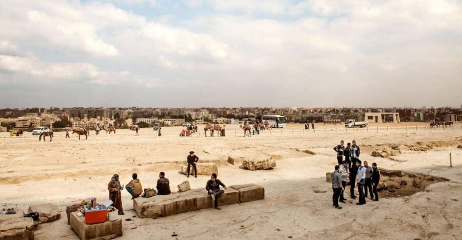 Pyramids of Giza and Great Sphinx: Private Half-Day Tour