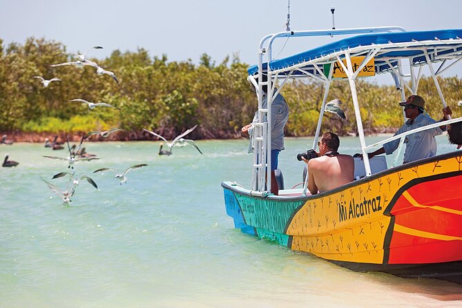 Relaxing Private Boat Tour to Cabo Catoche With Fishing and Snorkeling