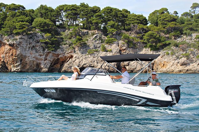 Rent a Speed Boat and Explore Beaches and Coves of Elaphiti Islands