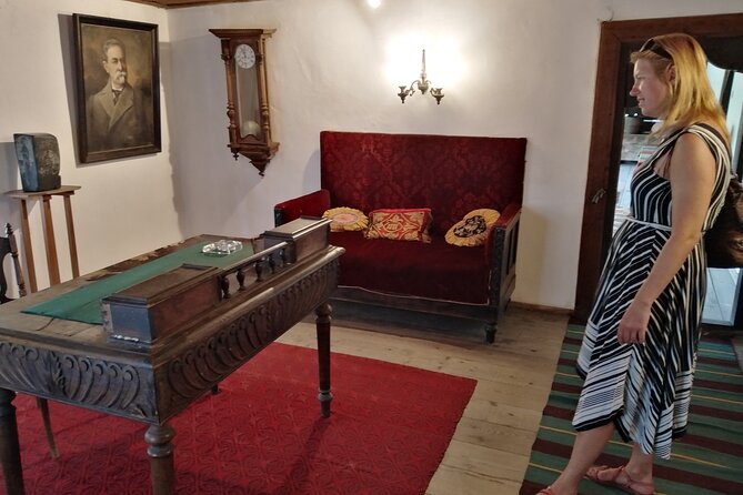 Revival Town of Elena Tour With Wine Tasting From Veliko Tarnovo