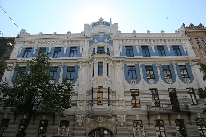 Rigas Architecture: a Self-Guided Audio Tour of the Citys Art Nouveau History