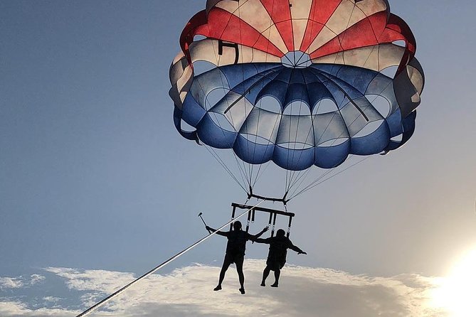 Roatan Parasailing Tour