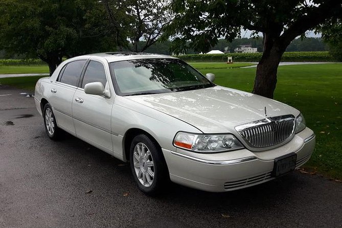 Roundtrip Airport Transportation With Wine Tour Package