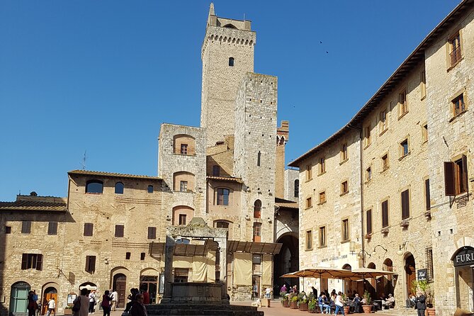 San Gimignano and Siena Private Wine Tasting Tour With Lunch