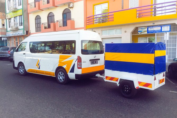 Santiago Island: Private Airport Transfer to Praia or Vice Versa
