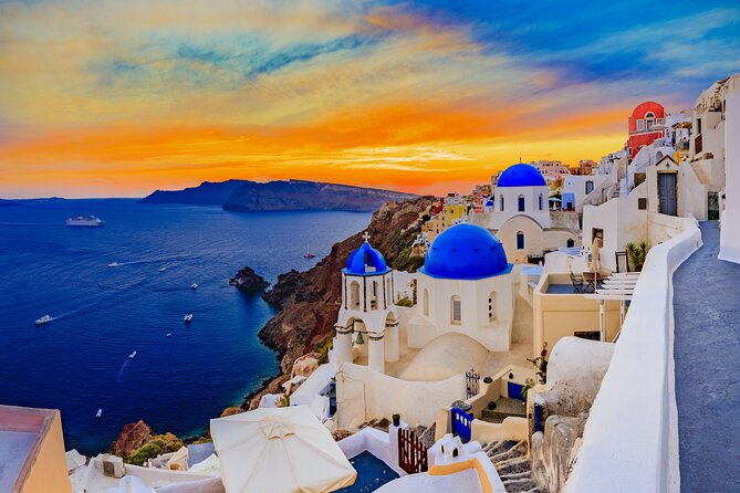 Santorini in One Day Bus Tour With Oia Sunset & Optional Sailing