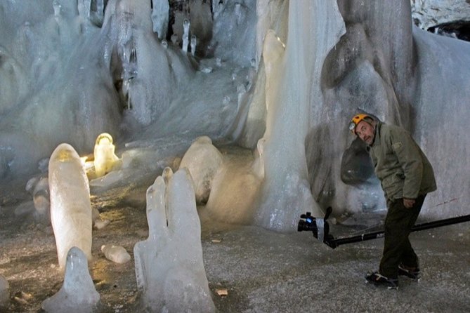 Scarisoara Ice Cave – One Day Car Tour From Oradea