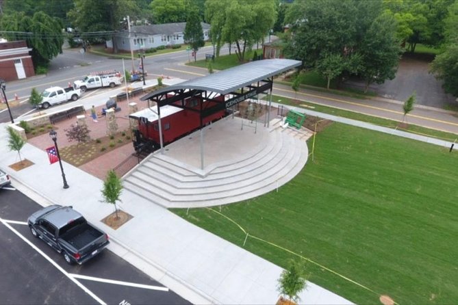 Self-Guided Huntersville Scavenger Hunt: Happy Huntersville