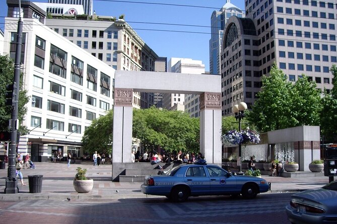 Self-Guided Scavenger Hunt: Seattle By The Sound