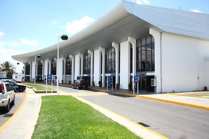 Shared Arrival Transfer: Oaxaca Airport to Hotels - Meeting and Pickup