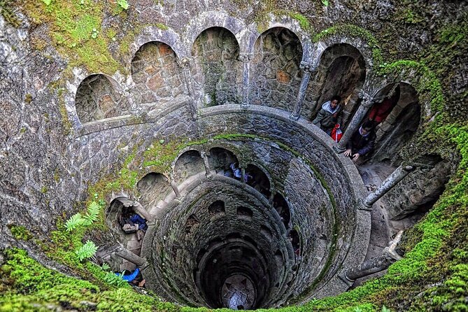 Sintra: Guided Tour and Entry Ticket to Quinta Da Regaleira