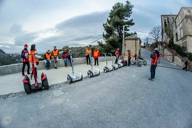 Skip-The-Line Alhambra With Albaicin, Sacromonte by Segway/Bike