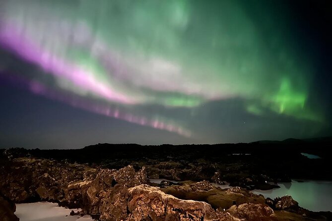Small Group Hunting for the Northern Lights in Reykjavík EngRus