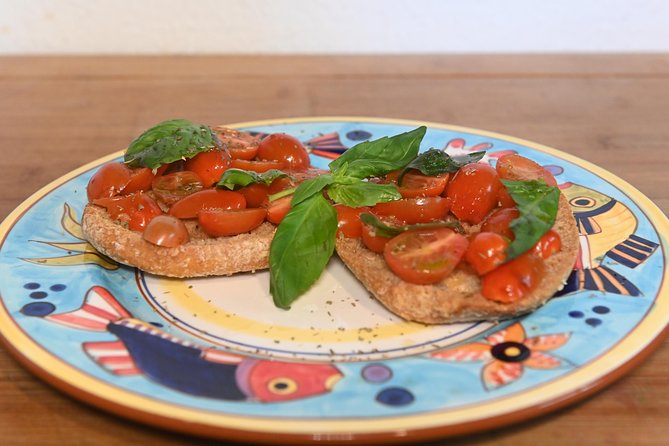 Small Group Market Tour and Cooking Class in Ischia - Market Tour and Local Produce