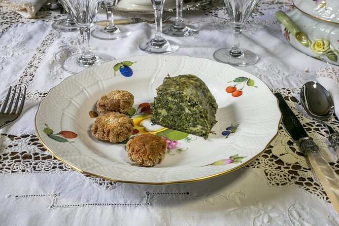 Small Group Market Tour and Dining Experience at a Cesarinas Home in Rimini