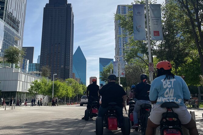 Smart Tour: Dallas Mural E-Bike Tour
