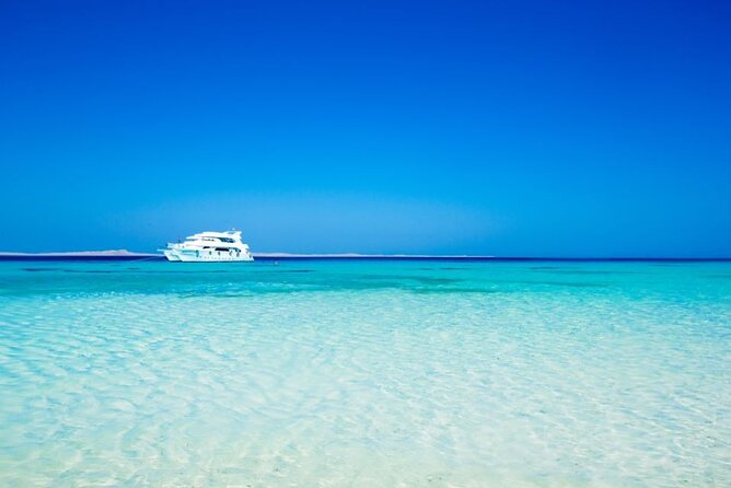 Snorkeling Day at White Island & Ras Mohammed – Sharm Elsheikh