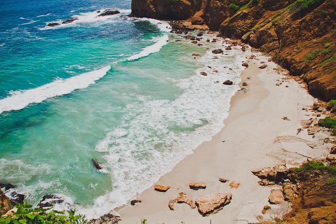 Snorkeling Tour and Whales Watching – Machalilla National Park