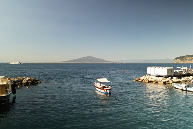 Sorrento Coast Cruise in Typical Gozzo With Limoncello Tasting