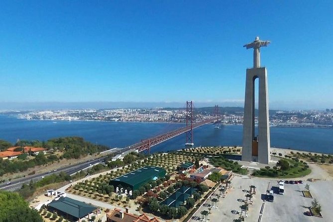 South of Lisbon Private Tour – Cacilhas – Almada – Costa Da Caparica