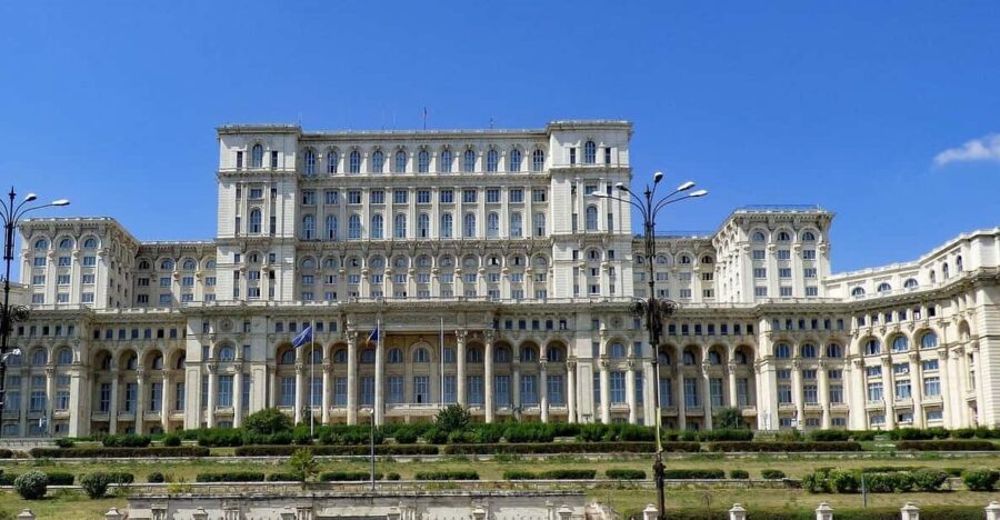 Spanish Guided Tour at the Palace of Parliament in Bucharest