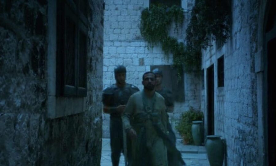 Split : Game of Thrones Tour - a Dragon Is Not a Slave