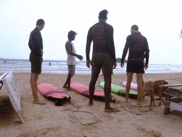 Sri Lanka: 18-DAY Surfcamp & Sightseeing Tour With Breakfast
