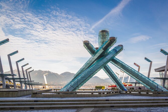 Stanley Park to Totem Poles: Vancouver’s Scenic Walk