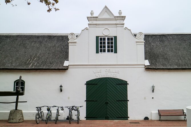 Stellenbosch Winelands Luxury EBike Tour ©