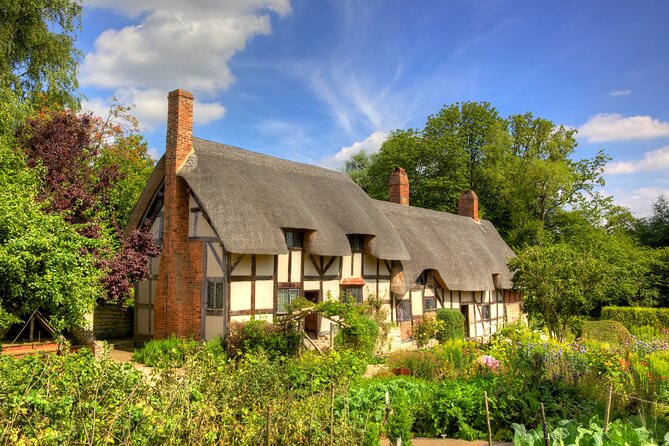 Stratford-Upon-Avon and the Cotswolds – Day Tour From Brighton