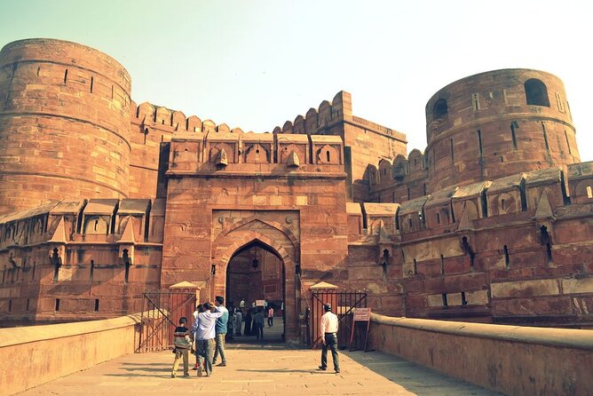 Sunrise Taj Mahal Private Guided Tour From Delhi