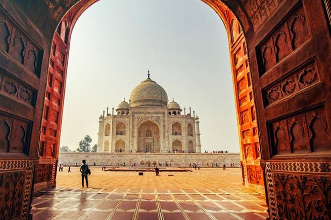 Sunrise Taj Mahal Tour From Agra Hotels / Station / Agra Airport