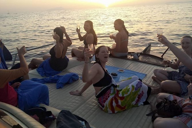 SUNSET BOAT TOUR – From Sorrento