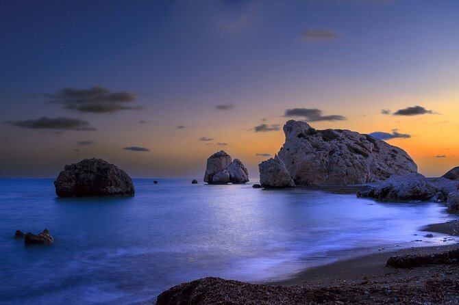 Sunset Drink at Aphrodites Rock & Folk Dinner