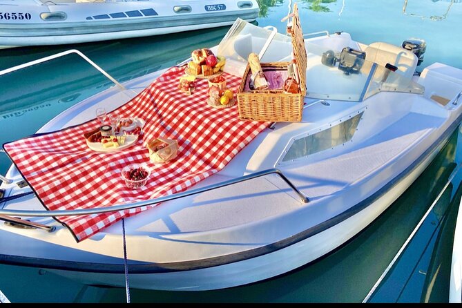 Sunset Private Boat Tour In Nice