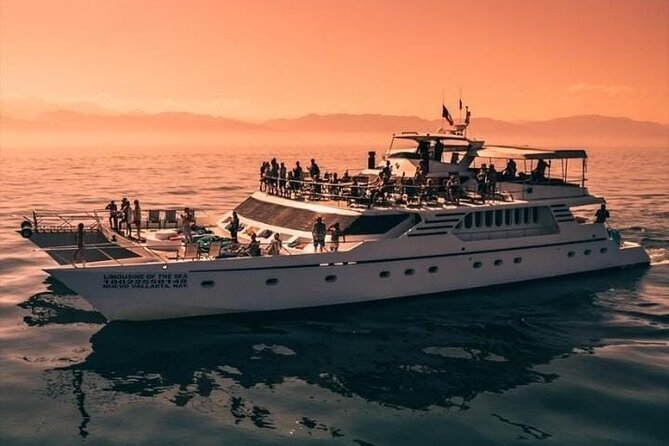 Sunsets and Whales Mega Yachts ALL INCLUSIVE