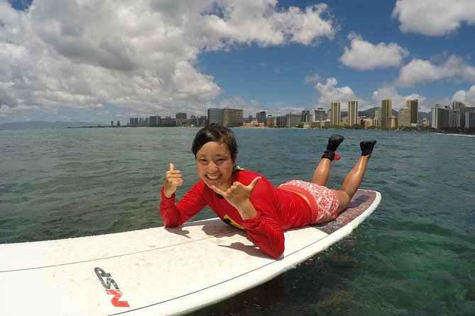 Surfing – Semi-Private Lessons With a Pro Coach – Waikiki, Oahu