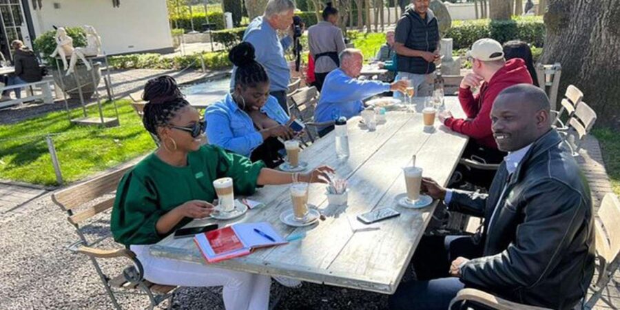 Tailor Made Stellenbosch and Franschhoek Winelands Day Tour