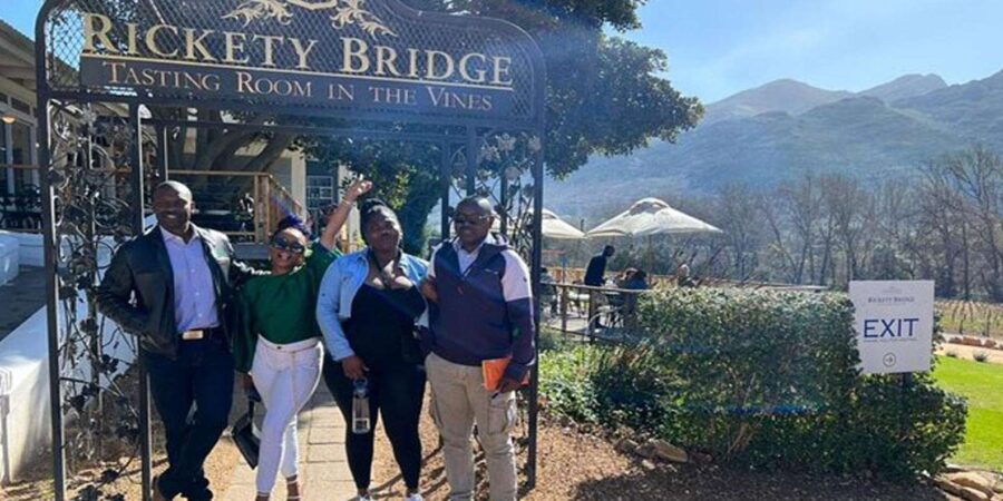 Tailor Made Stellenbosch and Franschhoek Winelands Day Tour
