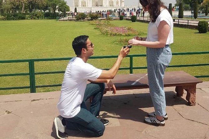 Taj Mahal Skip-The-Line Entry Tickets With Guided Tour - Overview of the Tour