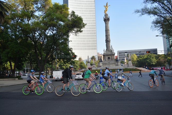 The Emperor Route, Chapultepec & Paseo De La Reforma Historical Bike Tour