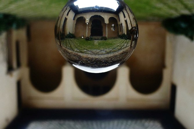 The Scents of Al-Andalus-Private Tour - Delving Into Moorish Architecture