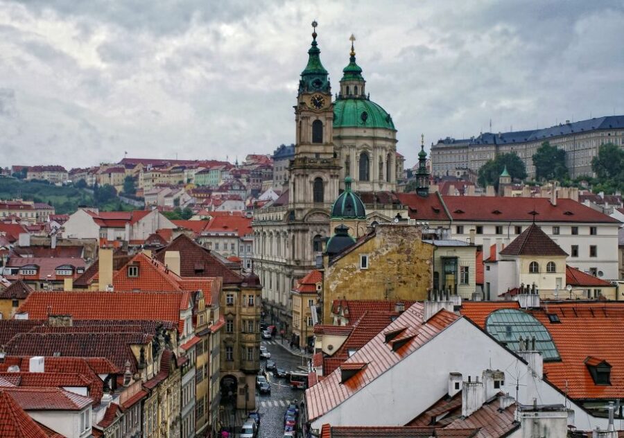 Tour Around Prague Castle and Lesser Town in Spanish