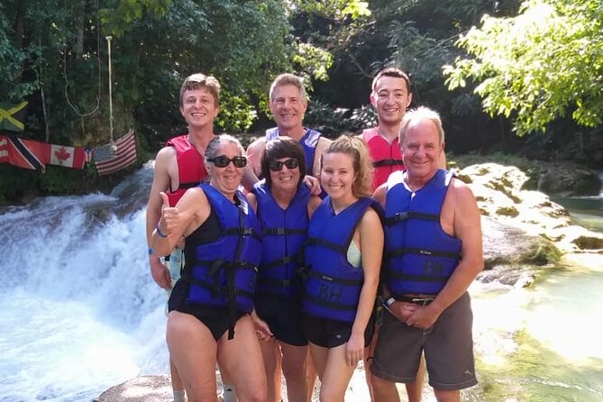 Tour Blue Hole and Secret Fall With a Stop at Duns River Fall