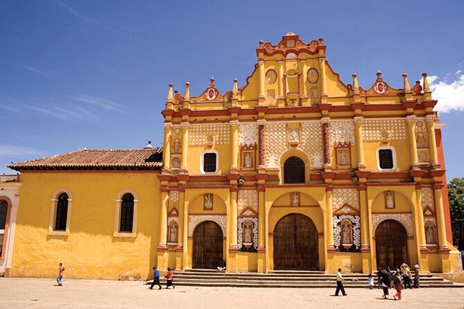 Tour to San Juan Chamula & Zinacantan Indian Communities