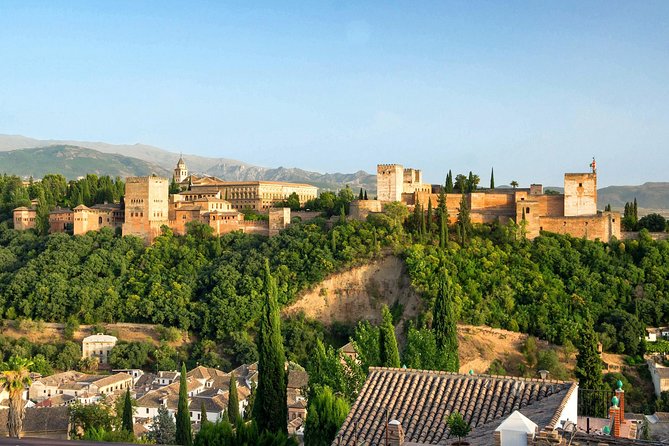 Transfer From Seville to Granada With a Stop in Ronda