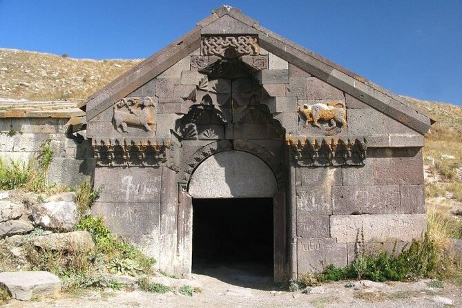 Transport Rental to Khor Virap, Areni, Noravank, Selim, Hayravank