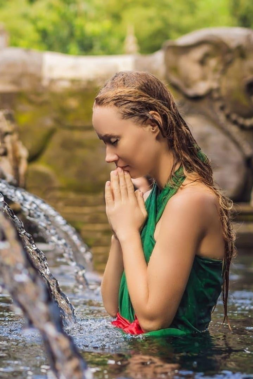 Ubud: Full-Day Spiritual Cleansing and Shaman Healing Tour