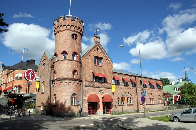 Umea Private Transfer From Umea City Centre to Umea Airport - Included Services